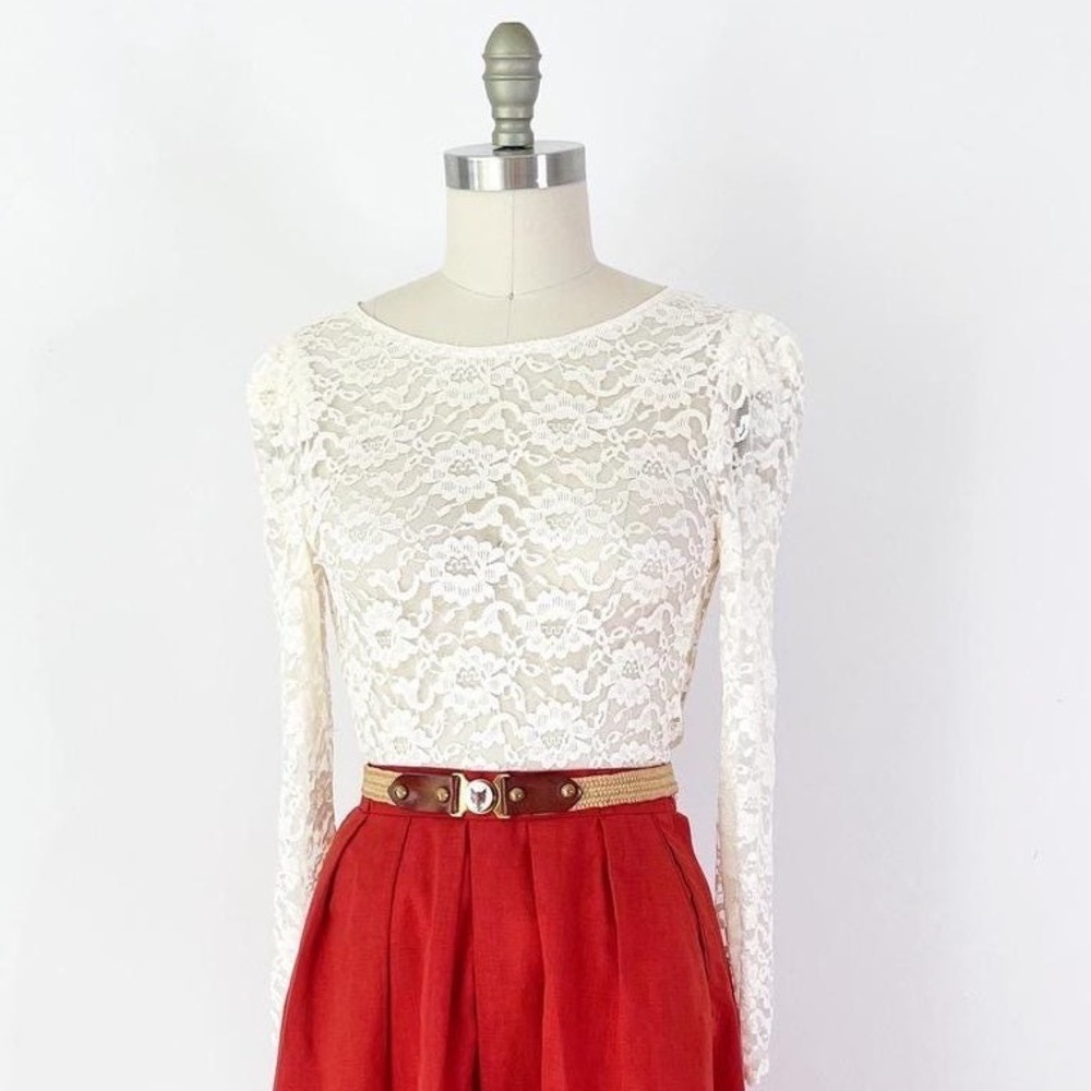 SIZE S Vintage 1970s Lace Top Cream Long Sleeve Boat Neck Knotted Hem Size 9/10